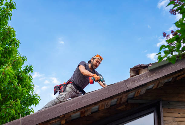 Fast & Reliable Emergency Roof Repairs in Oakville, CT